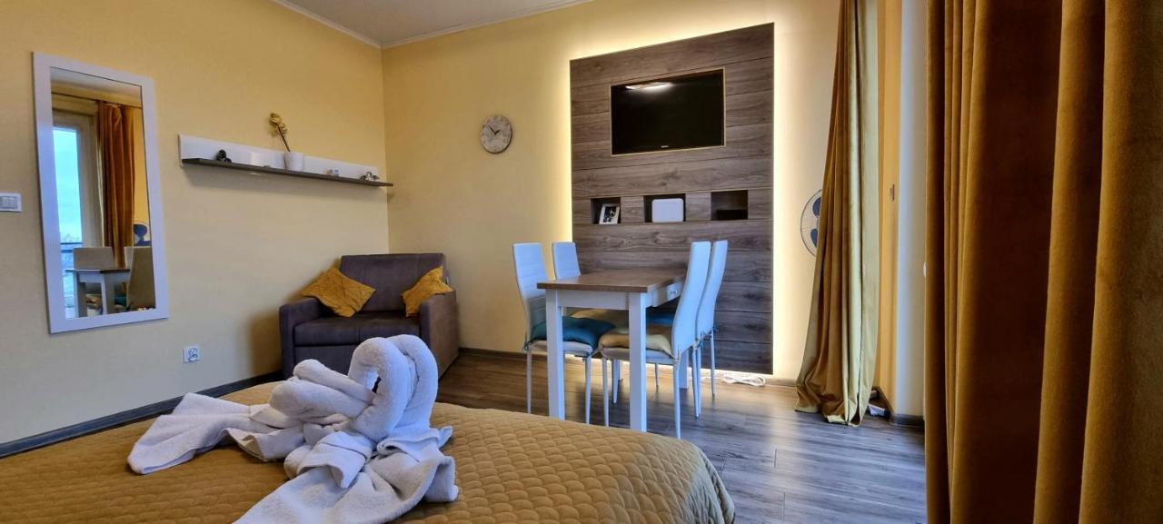 Apartament "Zloty Relaks" Tuz Przy Plazy Z Balkonem Z Widokiem Na Hel I Hamakami Puck Dış mekan fotoğraf